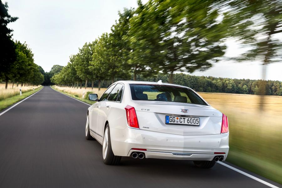  Cadillac CT6 Platinum 2016 года  (WW) (фото 11 из 42)